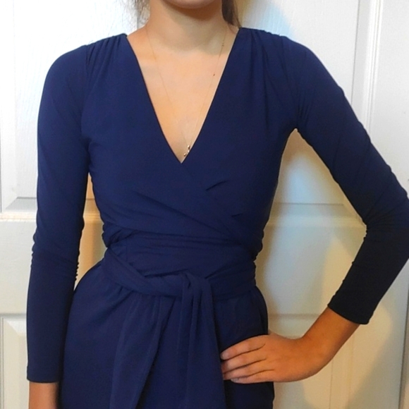 Undra Celeste Stunning Front Tie Dress - Picture 4 of 9